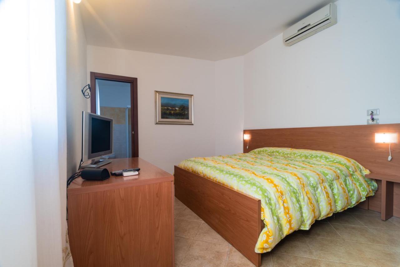 سانتا ماريا لا بالما Bonsai B&B Alghero المظهر الخارجي الصورة